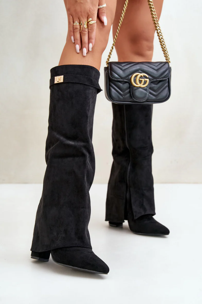 Bottes hautes et modernes