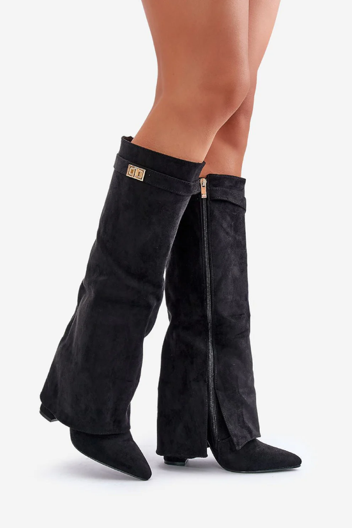 Bottes hautes et modernes