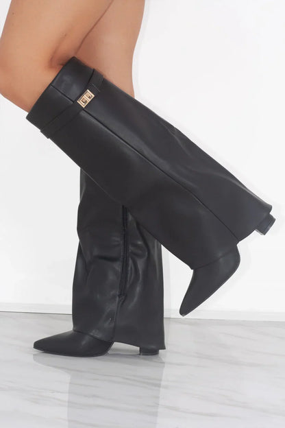 Bottes hautes et modernes